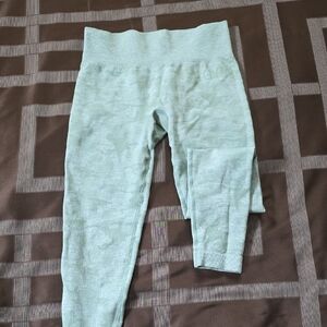 Gymshark Kids' Light Green Camo Leggings